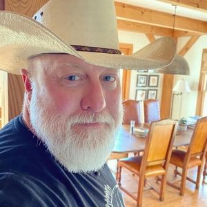 Meet your Posher, Chad